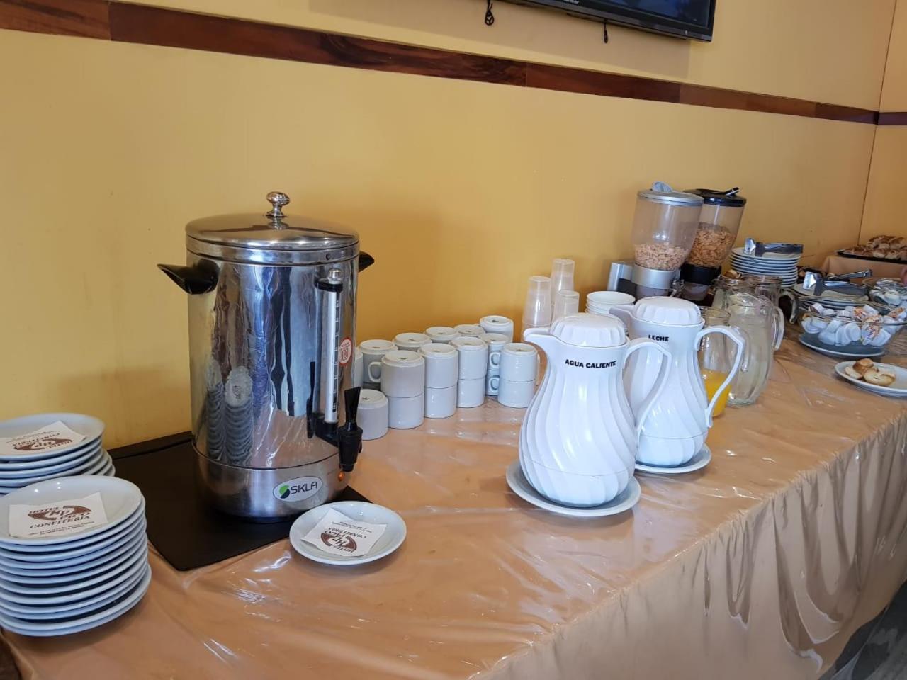 جينيرال بيكو Hotel Pico المظهر الخارجي الصورة